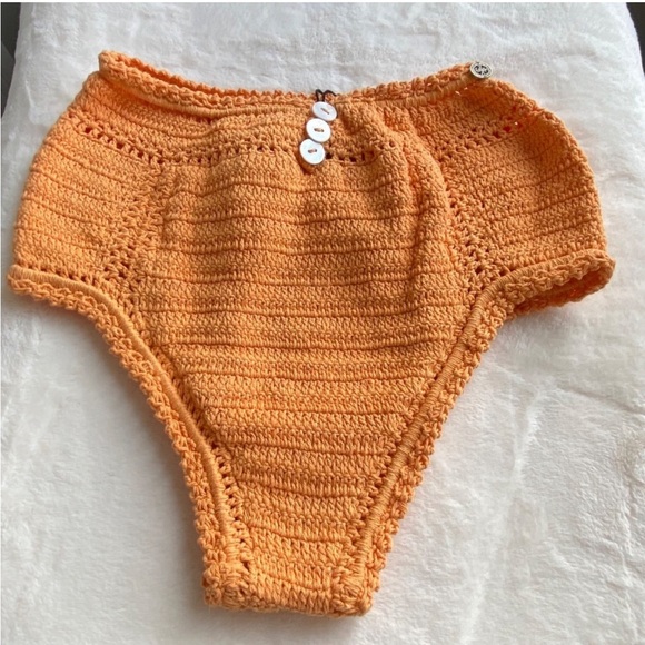⭐️NWT⭐️ She Made Me The Essential Handmade Crochet Bikini Bottoms - Size: M - Picture 6 of 10